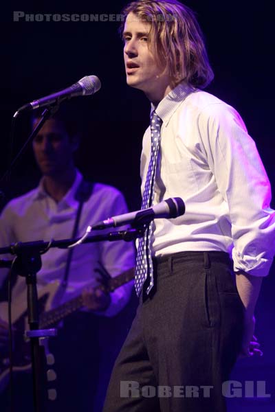 CHRISTOPHER OWENS - 2012-12-08 - PARIS - Gaite Lyrique - 